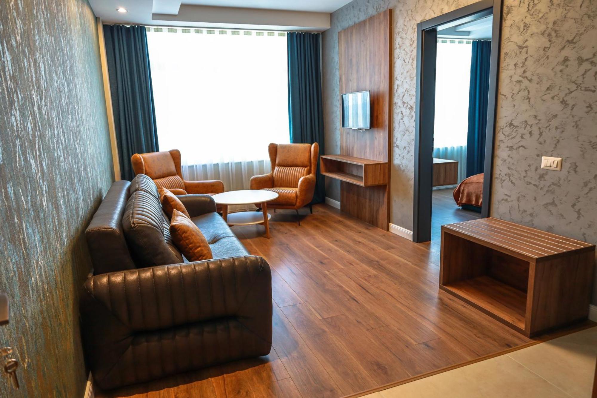 Nafron Hotel 프리즈렌 외부 사진