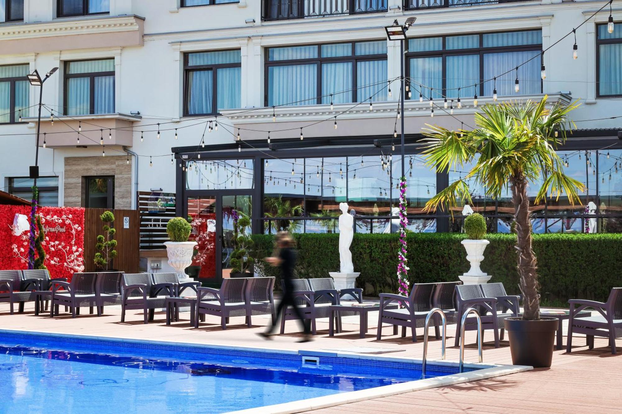 Nafron Hotel 프리즈렌 외부 사진