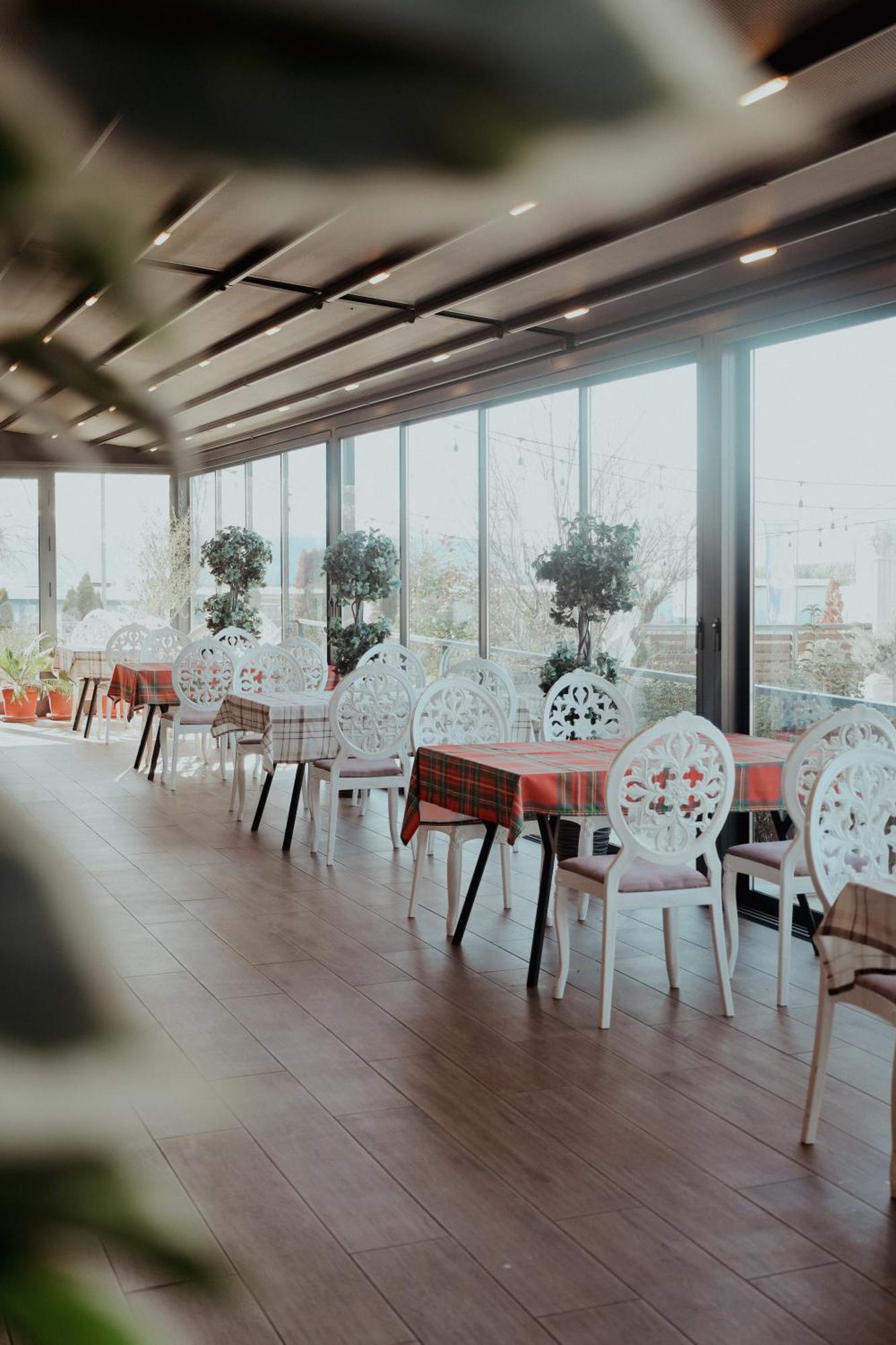 Nafron Hotel 프리즈렌 외부 사진